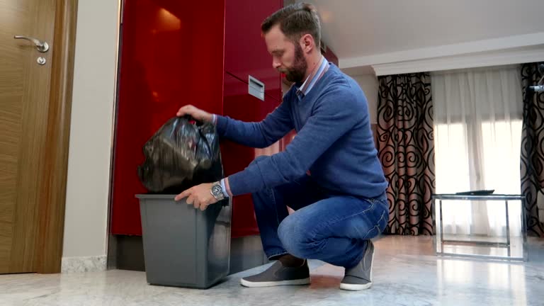 Moving and Downsizing Cleanouts in Jefferson City, MO